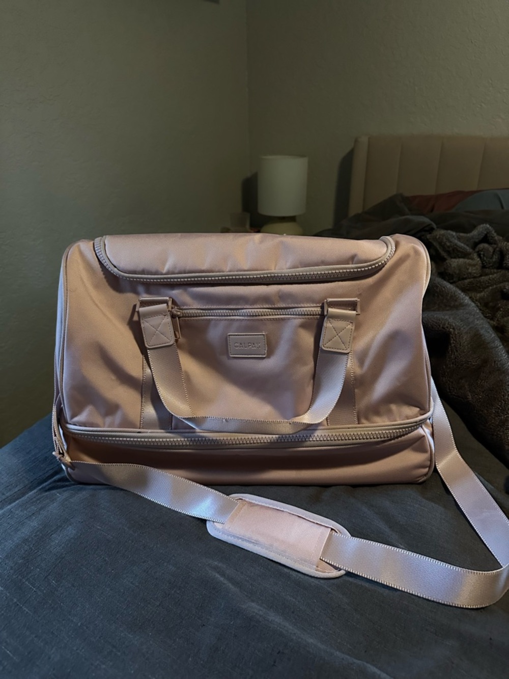 Calpak Stevyn Duffel Bag in blush Pink